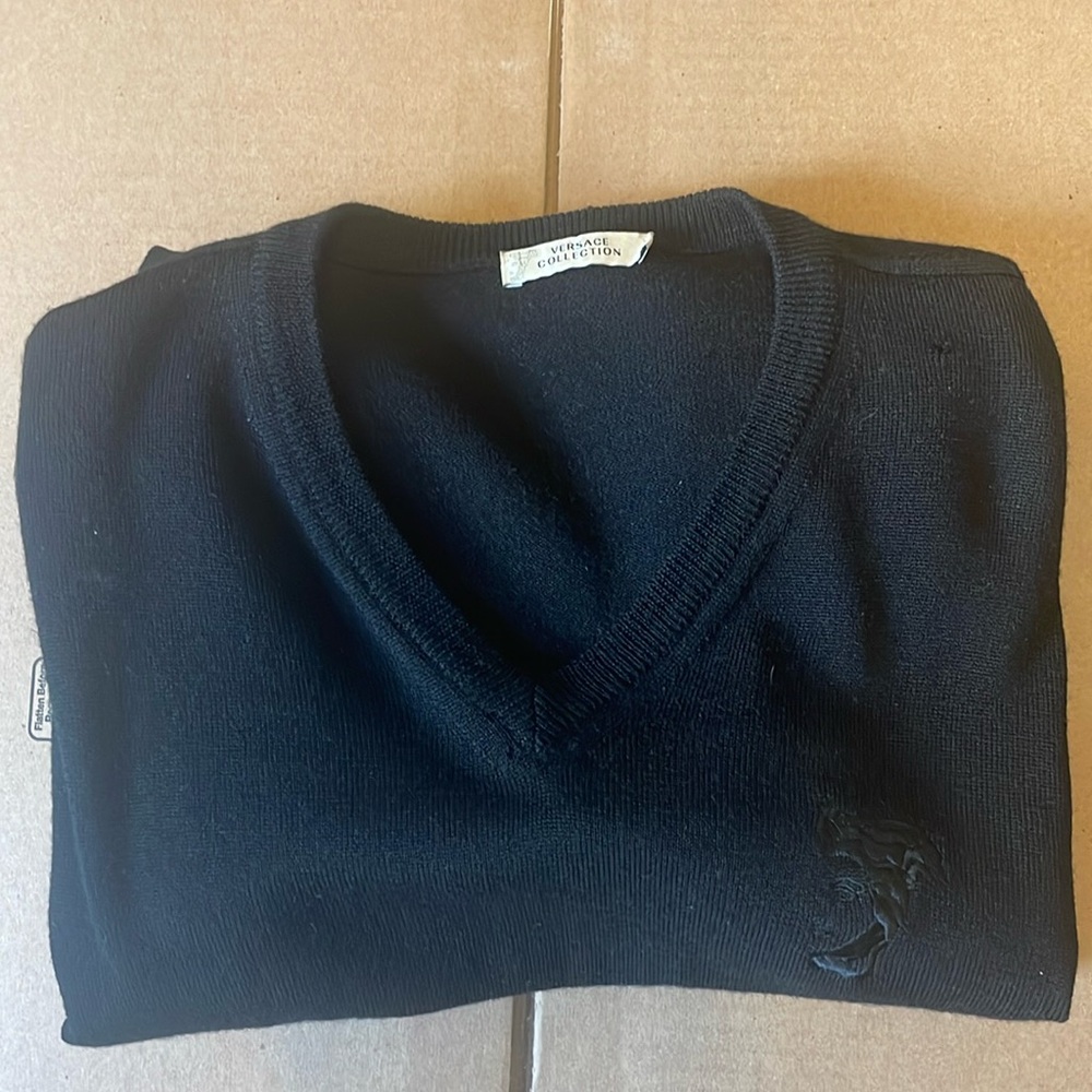 Versace black v-neck sweater size medium